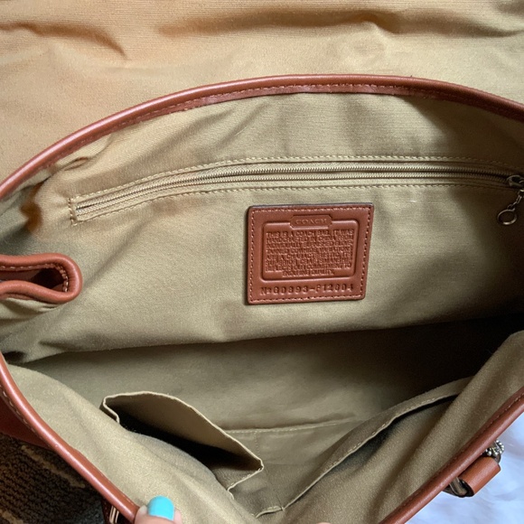 Coach bag and bee wallet - Picture 3 of 4